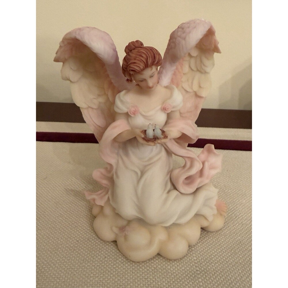 VTG Tess "Tender One" figurine from the Seraphim Classics by Roman, Inc. 1998